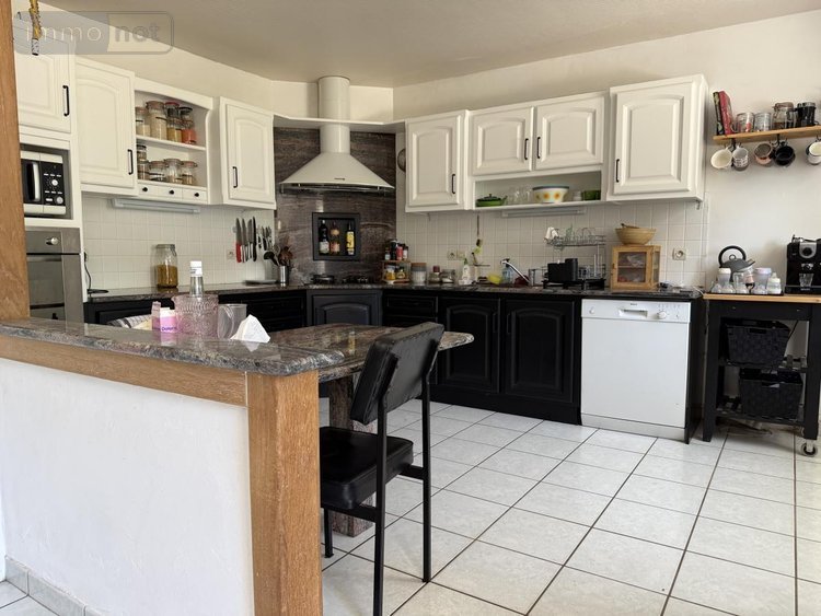 Maison a vendre Bourbriac 22390 Côtes-d'Armor 110 m2  206760 euros