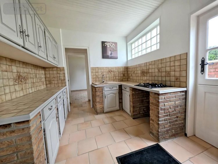 Immeuble a vendre Pernes 62550 Pas-de-Calais 133 m2  127200 euros