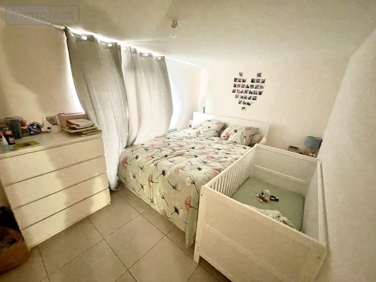 Appartement a vendre Serverette 48700 Lozère 75 m2  117000 euros