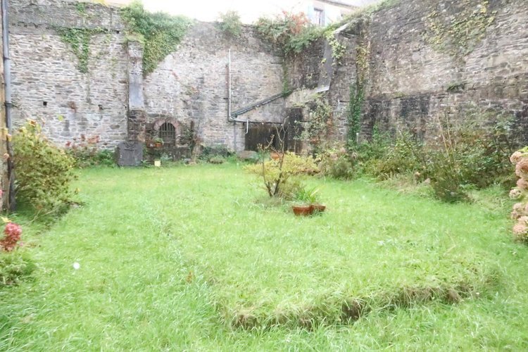 Maison a vendre Landerneau 29800 Finistère 380 m2 10 pièces 372300 euros