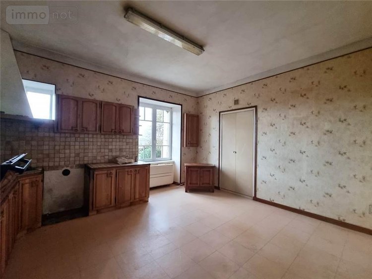 Maison a vendre Quéménéven 29180 Finistère 152 m2 7 pièces 207000 euros