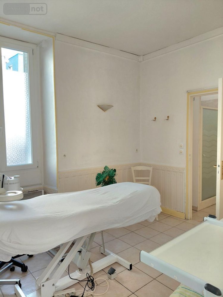 Immeuble a vendre Mamers 72600 Sarthe 92 m2  68800 euros