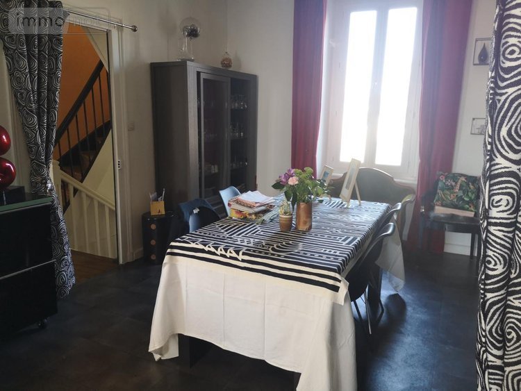 Maison a vendre Guingamp 22200 Côtes-d'Armor 240 m2 15 pièces 409500 euros