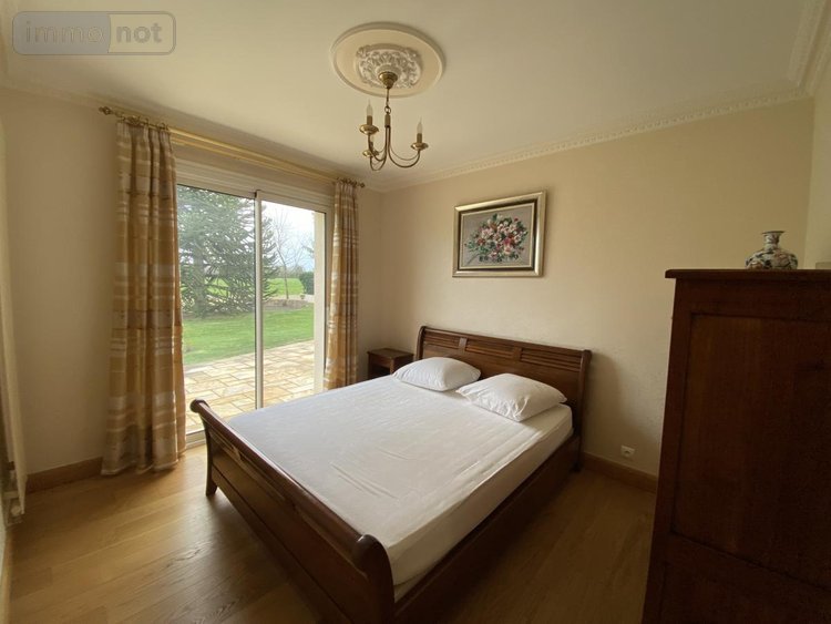 Maison a vendre Cholet 49300 Maine-et-Loire 192 m2 9 pièces 374640 euros