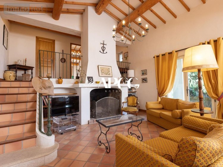 Maison a vendre Vaison-la-Romaine 84110 Vaucluse 300 m2 10 pièces 890000 euros