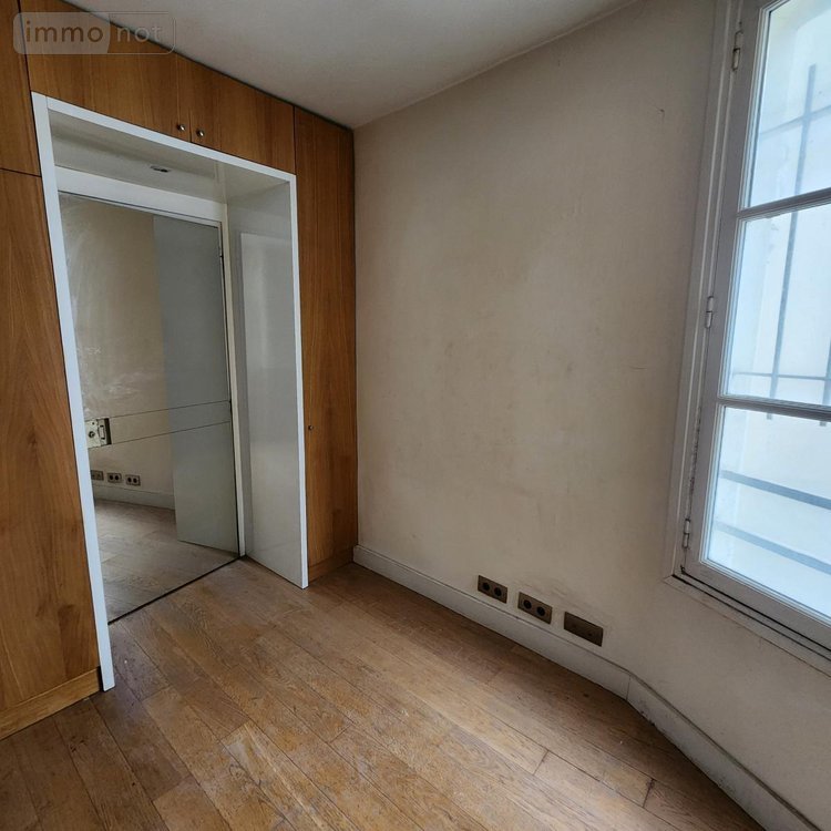 Appartement a vendre Paris 1er arrondissement 75001 Paris 16 m2  234000 euros