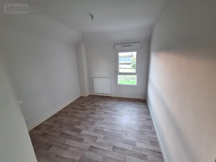 Location maison Miniac-Morvan 35540 Ille-et-Vilaine 103 m2  1240 euros