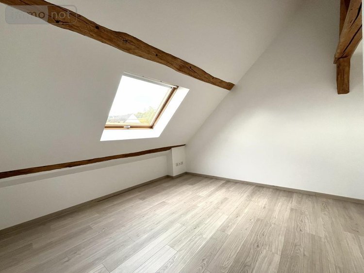 Location appartement Ville-Dommange 51390 Marne 99 m2  800 euros