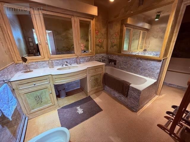 Appartement a vendre Tours 37000 Indre-et-Loire 173 m2 7 pièces 527850 euros