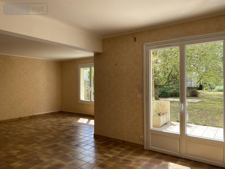 Maison a vendre Briollay 49125 Maine-et-Loire 177 m2 9 pièces 394460 euros