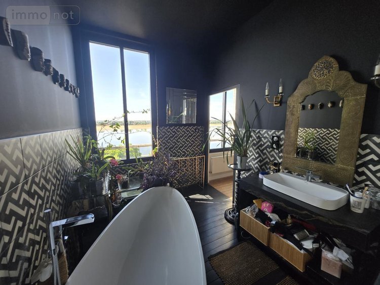 Maison a vendre Ingrandes-Le-Fresne-sur-Loire 49123 Maine-et-Loire 139 m2 5 pièces 550400 euros