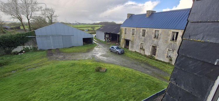 Maison a vendre Bodilis 29400 Finistère 190 m2 9 pièces 209000 euros