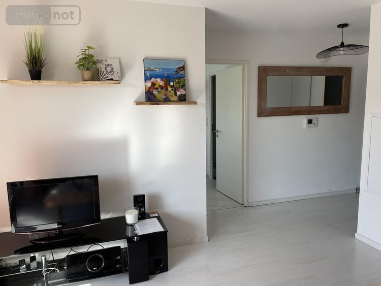 Location appartement Saint-Malo 35400 Ille-et-Vilaine 40 m2  635 euros