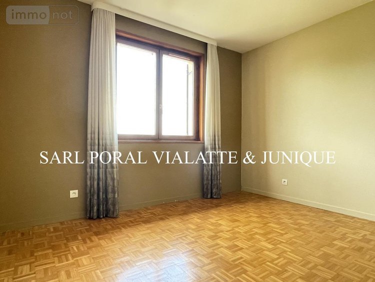 Location appartement Ambérieu-en-Bugey 01500 Ain 125 m2 4 pièces 1124 euros