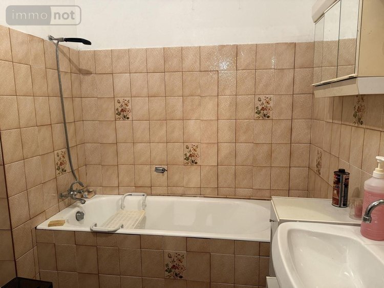 Maison a vendre Mérillac 22230 Côtes-d'Armor 191 m2  151480 euros