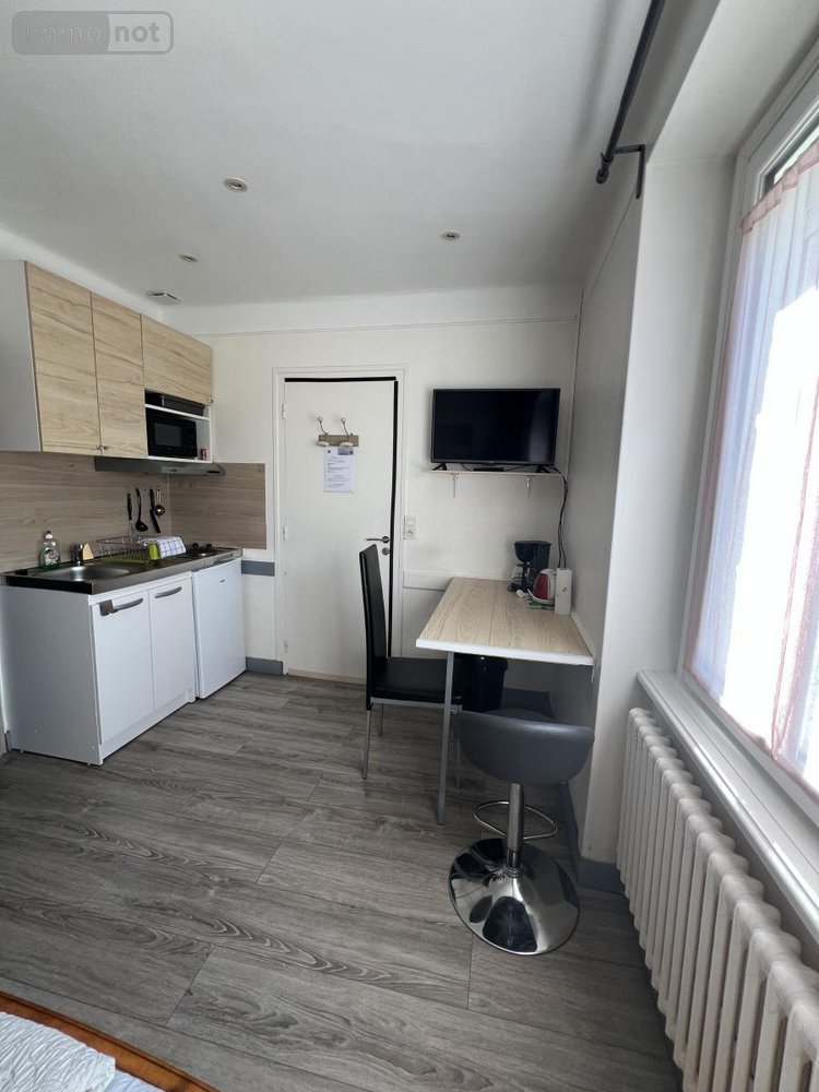 Immeuble a vendre Caulnes 22350 Côtes-d'Armor 179 m2  429590 euros