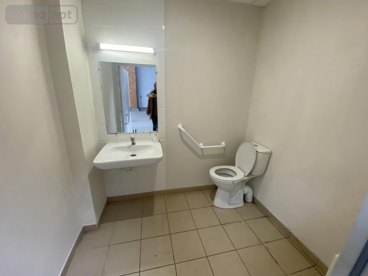 Fonds et murs commerciaux a vendre Étriché 49330 Maine-et-Loire 191 m2  273000 euros