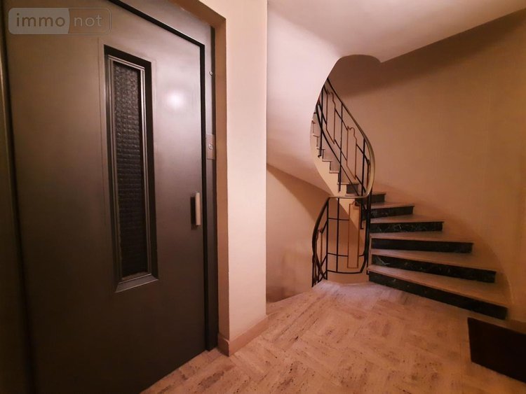Appartement a vendre Saint-Gilles-Croix-de-Vie 85800 Vendée 65 m2 3 pièces 257400 euros