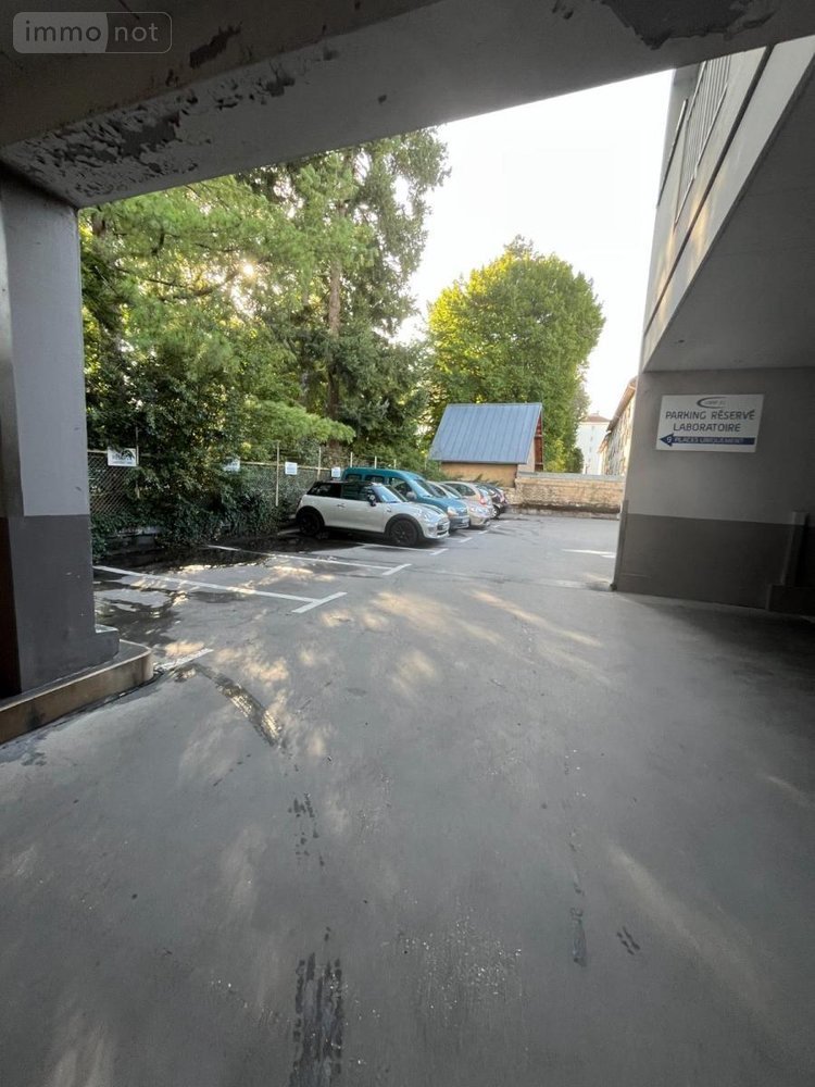 Immeuble a vendre Besançon 25000 Doubs 1408 m2  2300000 euros