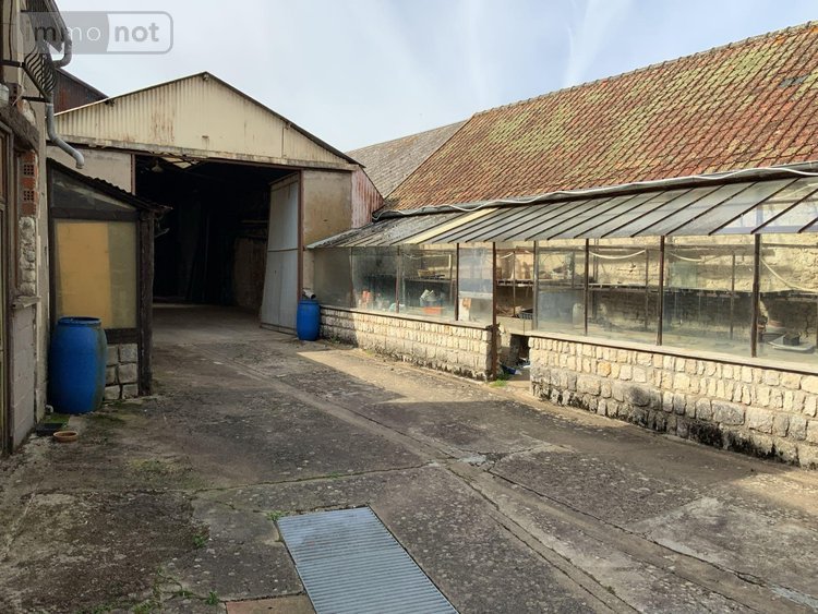 Maison a vendre Bazoches-les-Gallerandes 45480 Loiret 215 m2 10 pièces 118000 euros