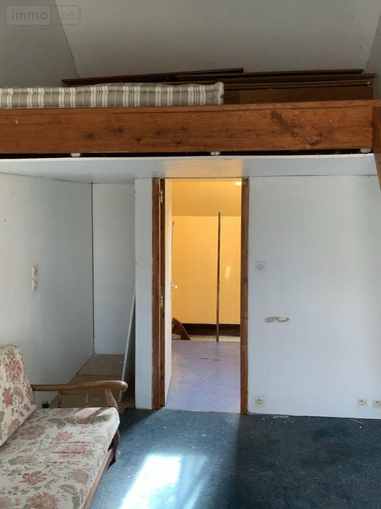 Maison a vendre Bazoches-les-Gallerandes 45480 Loiret 215 m2 10 pièces 118000 euros
