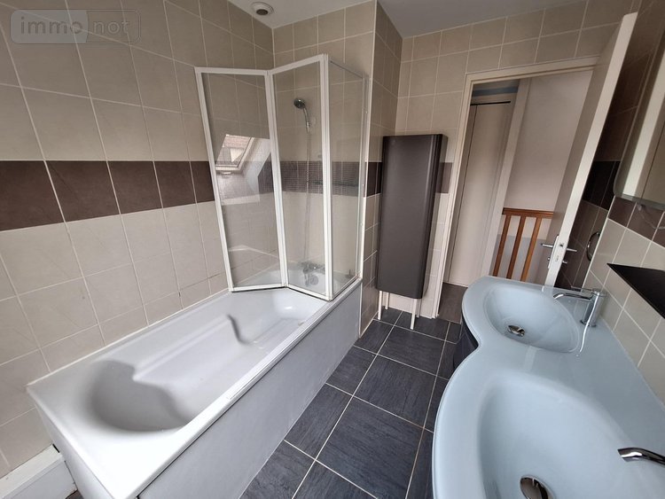 Location maison Châtenoy-le-Royal 71880 Saône-et-Loire 102 m2 4 pièces 955 euros