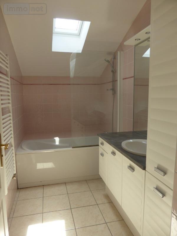 Location appartement Bourg-en-Bresse 01000 Ain 75 m2 3 pièces 850 euros