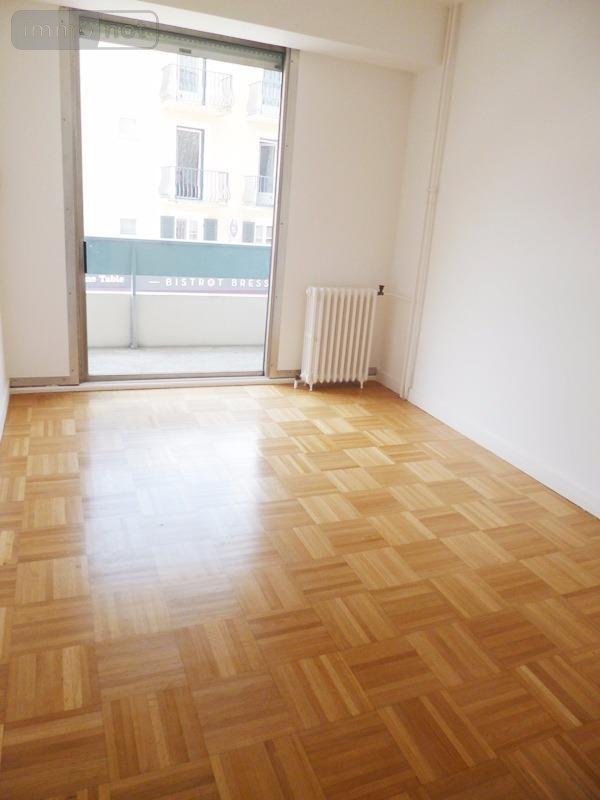 Location appartement Bourg-en-Bresse 01000 Ain 61 m2 2 pièces 720 euros