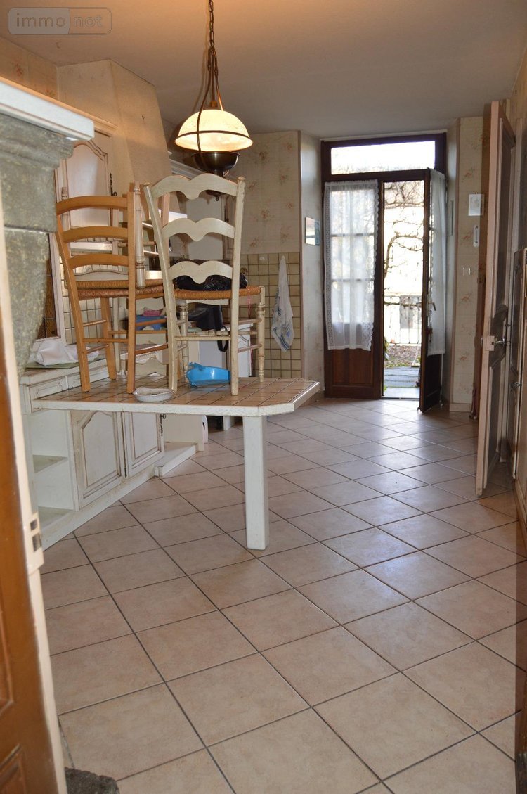 Maison a vendre Massiac 15500 Cantal 185 m2 10 pièces 150000 euros