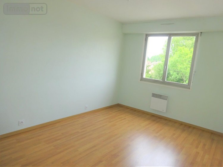 Location appartement Nogent-le-Rotrou 28400 Eure-et-Loir 63 m2 3 pièces 572 euros