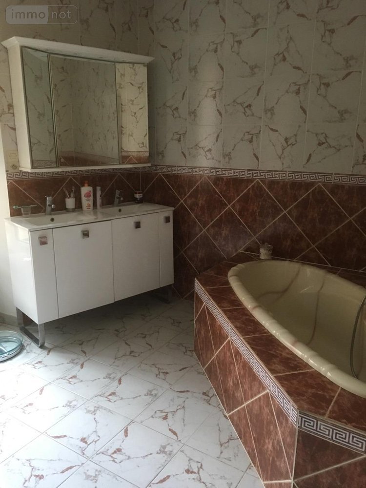 Maison a vendre Sablé-sur-Sarthe 72300 Sarthe 247 m2 12 pièces 341600 euros