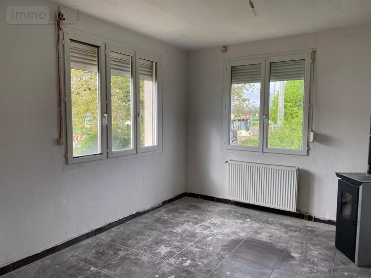 Maison a vendre Molinet 03510 Allier 135 m2  94920 euros