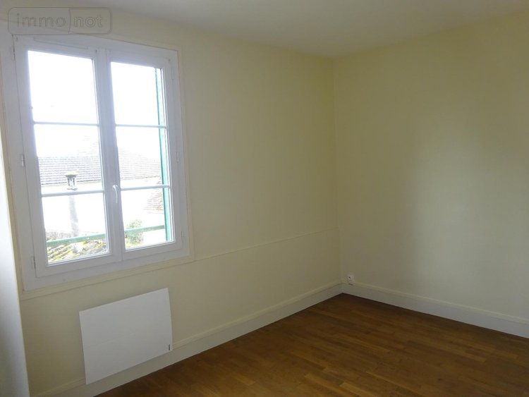 Location appartement Nogent-le-Rotrou 28400 Eure-et-Loir 45 m2 3 pièces 380 euros
