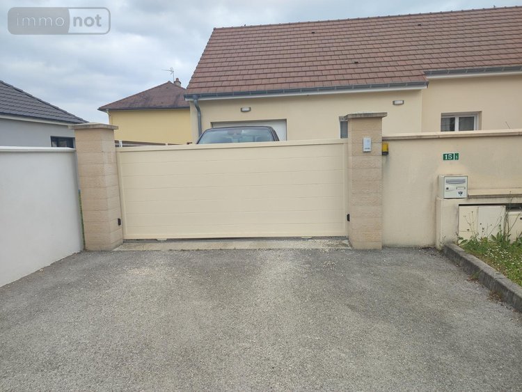 Location maison Saint-Marcel 71380 Saône-et-Loire 100 m2 5 pièces 1200 euros