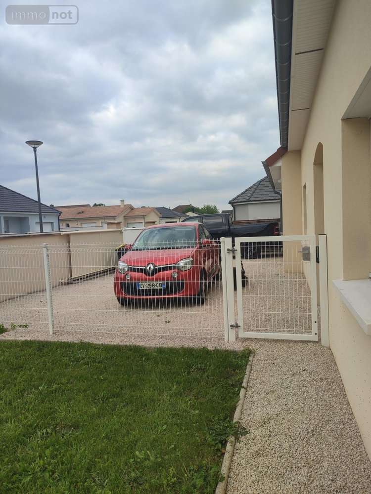 Location maison Saint-Marcel 71380 Saône-et-Loire 100 m2 5 pièces 1250 euros