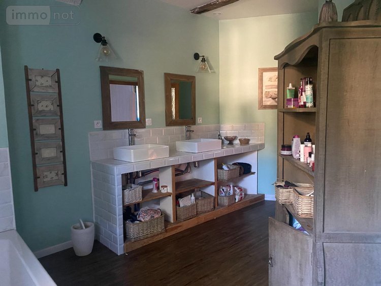 propriete a vendre Casteljaloux 47700 Lot-et-Garonne 211 m2 5 pièces 499600 euros