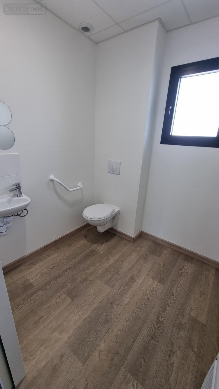 Location divers Trélazé 49800 Maine-et-Loire 42 m2  650 euros