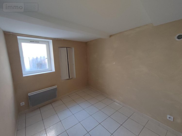 Immeuble a vendre Oraison 04700 Alpes-de-Haute-Provence 177 m2  247000 euros