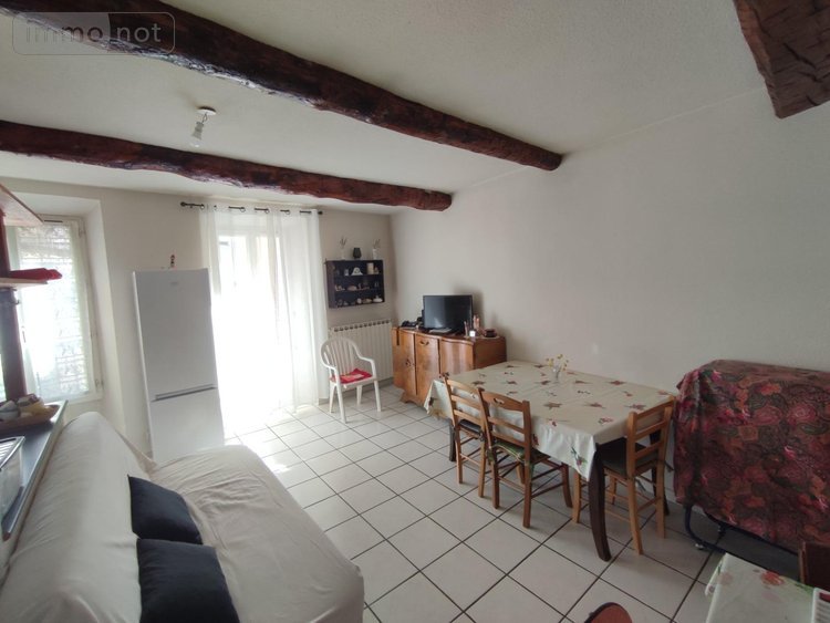 Immeuble a vendre Oraison 04700 Alpes-de-Haute-Provence 177 m2  247000 euros