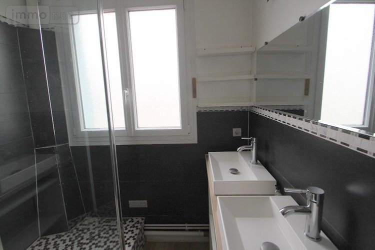 Location appartement Chalon-sur-Saône 71100 Saône-et-Loire 54 m2 3 pièces 735 euros