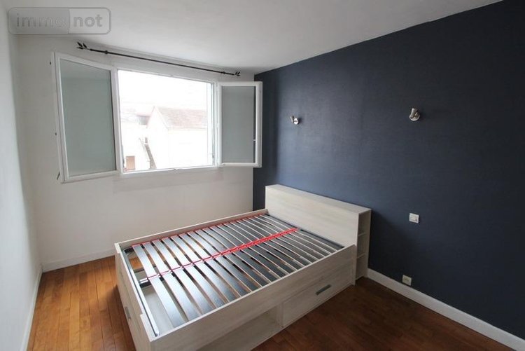 Location appartement Chalon-sur-Saône 71100 Saône-et-Loire 54 m2 3 pièces 735 euros