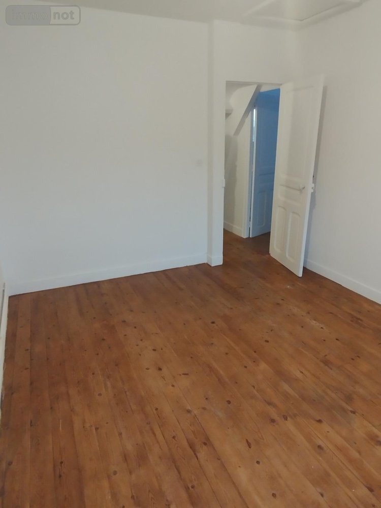 Location maison Valognes 50700 Manche 58 m2 3 pièces 800 euros