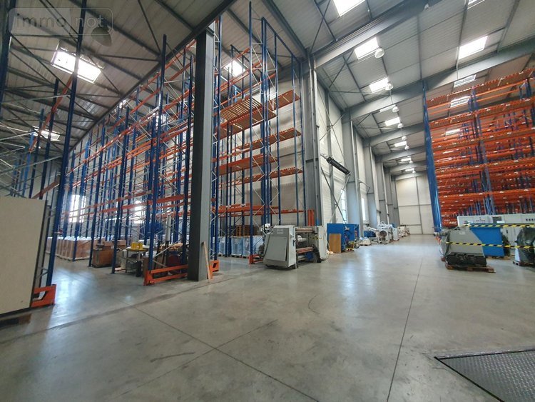 Fonds et murs commerciaux a vendre La-Ferté-Bernard 72400 Sarthe  2215500 euros