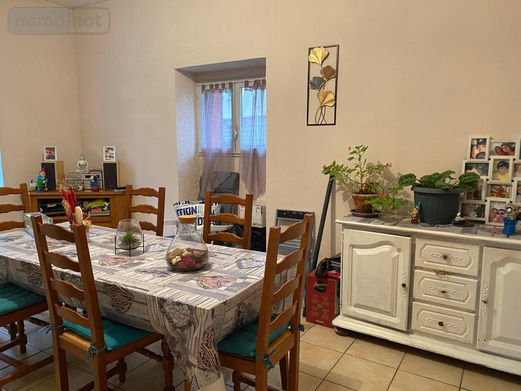 Immeuble a vendre Génelard 71420 Saône-et-Loire 275 m2  164926 euros