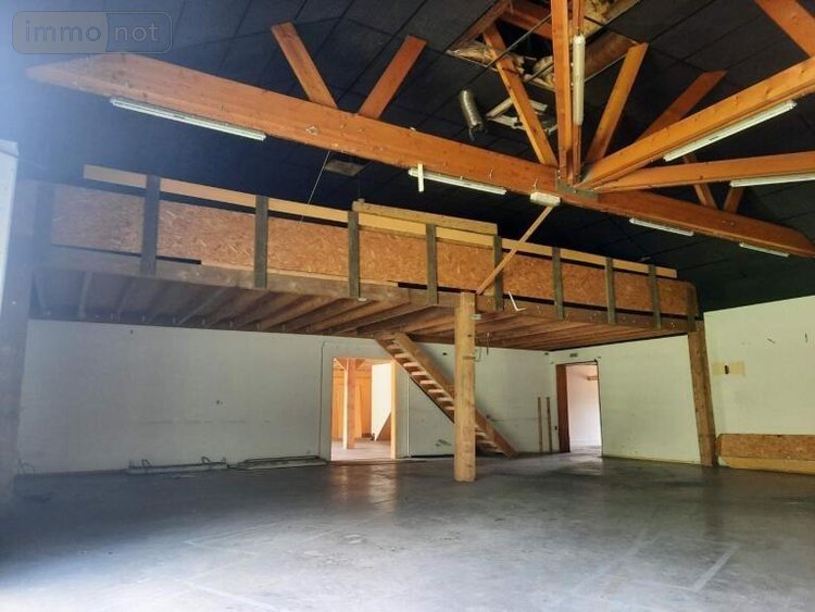 Fonds et murs commerciaux a vendre Campel 35330 Ille-et-Vilaine  208880 euros