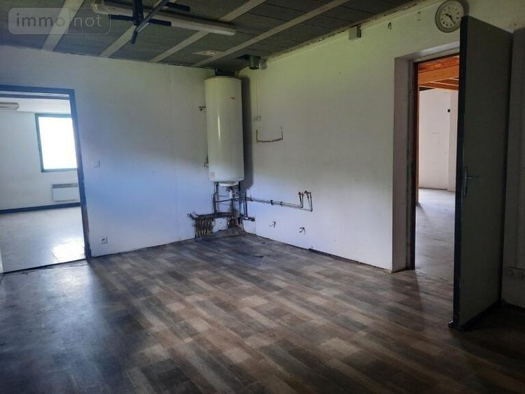 Fonds et murs commerciaux a vendre Campel 35330 Ille-et-Vilaine  208880 euros