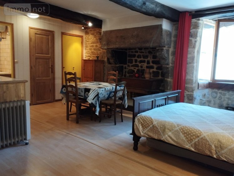 Appartement a vendre Guingamp 22200 Côtes-d'Armor 87 m2 4 pièces 174240 euros