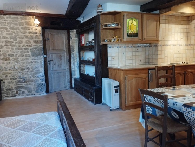 Appartement a vendre Guingamp 22200 Côtes-d'Armor 87 m2 4 pièces 174240 euros