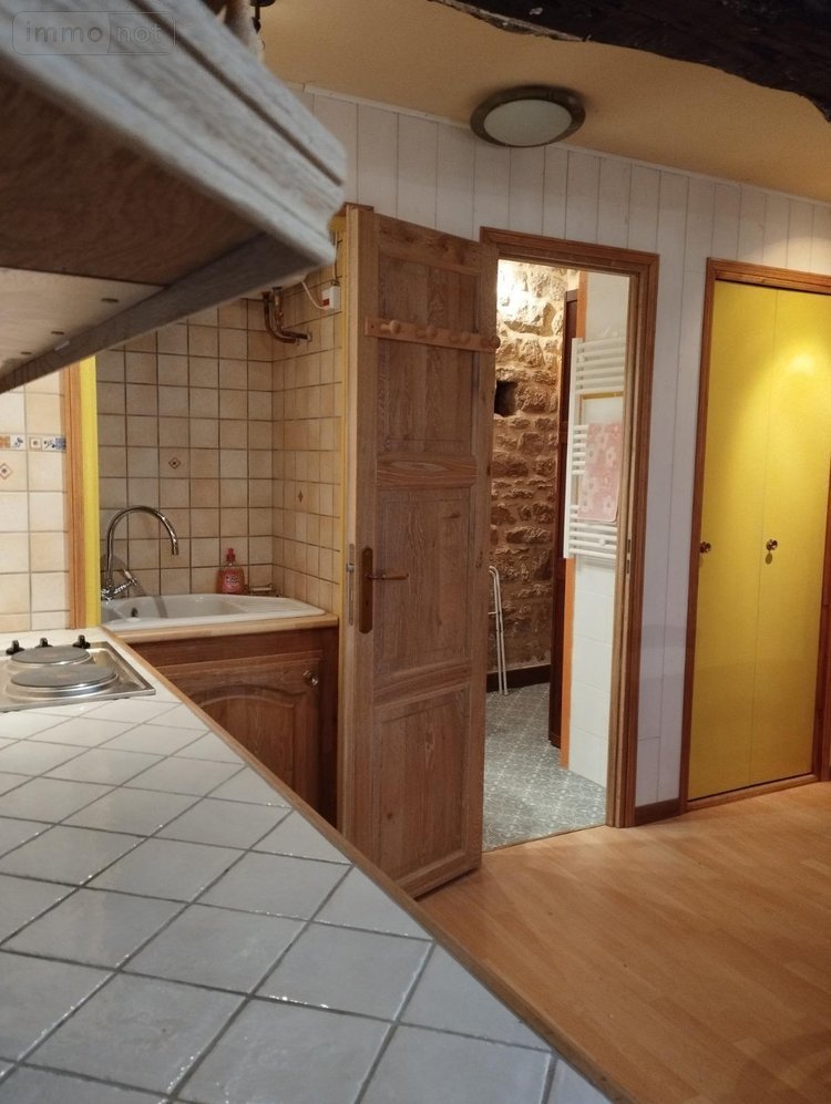 Appartement a vendre Guingamp 22200 Côtes-d'Armor 87 m2 4 pièces 174240 euros