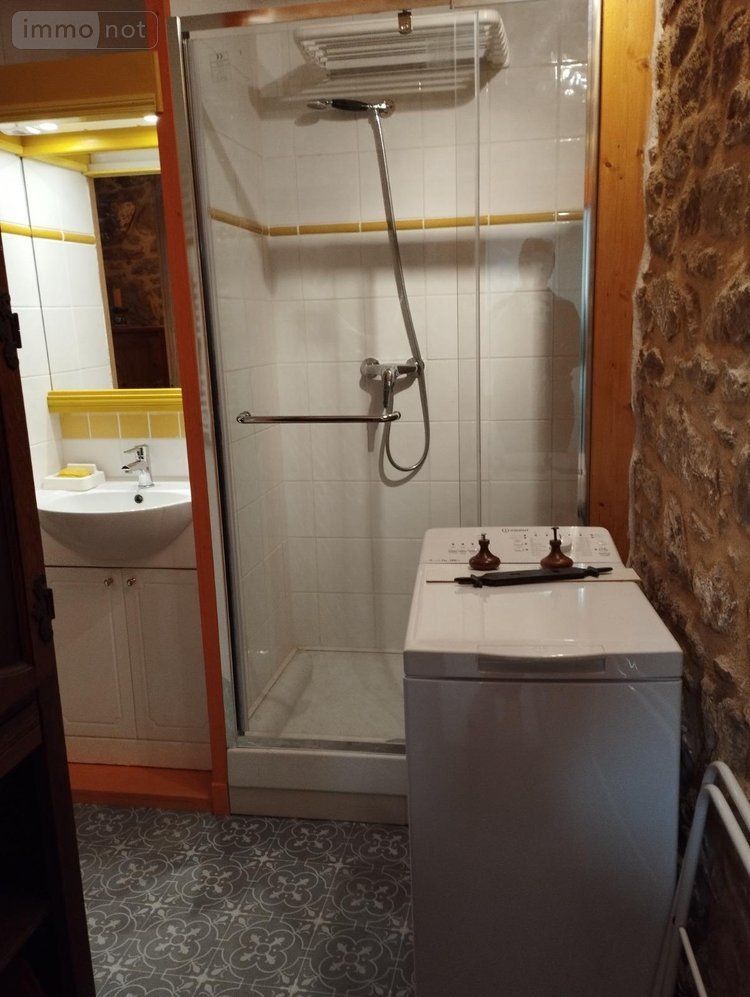 Appartement a vendre Guingamp 22200 Côtes-d'Armor 87 m2 4 pièces 174240 euros